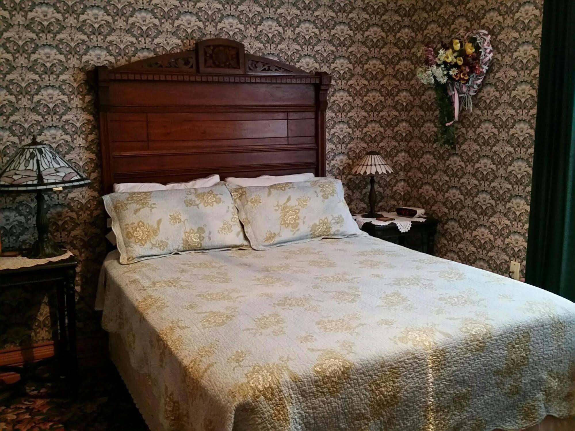 Geiger Victorian Bed And Breakfast Tacoma Exteriör bild
