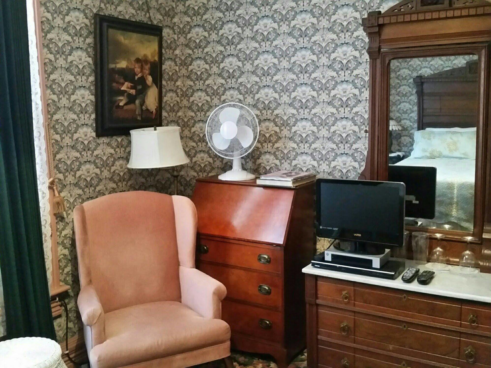 Geiger Victorian Bed And Breakfast Tacoma Exteriör bild