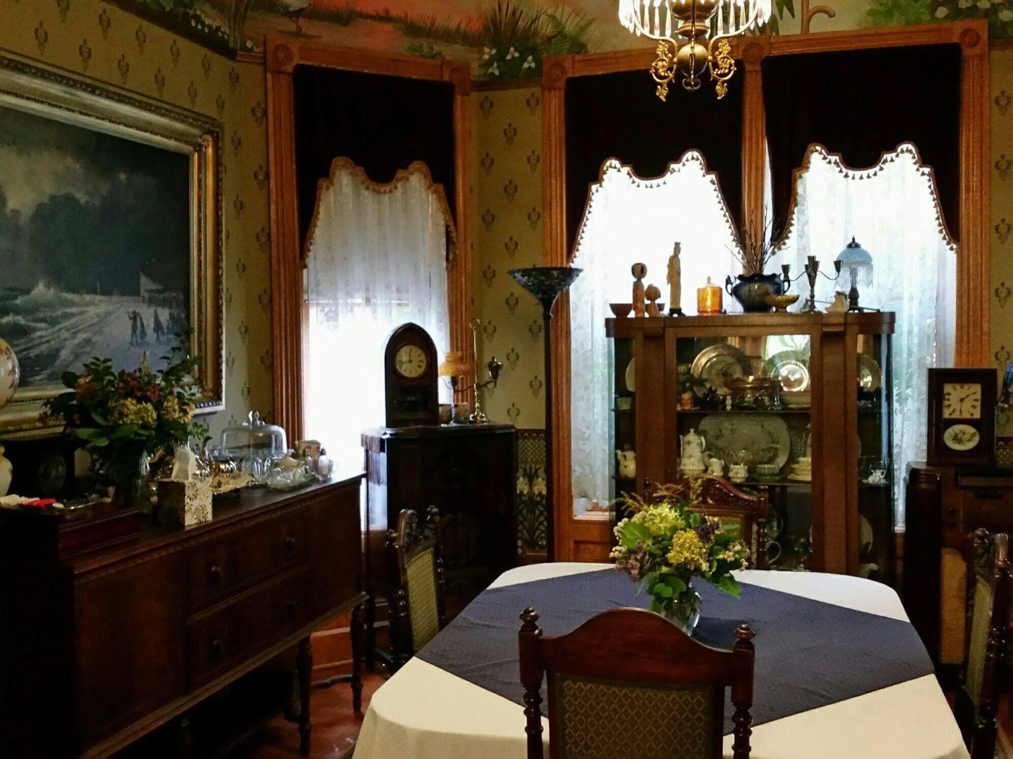 Geiger Victorian Bed And Breakfast Tacoma Exteriör bild